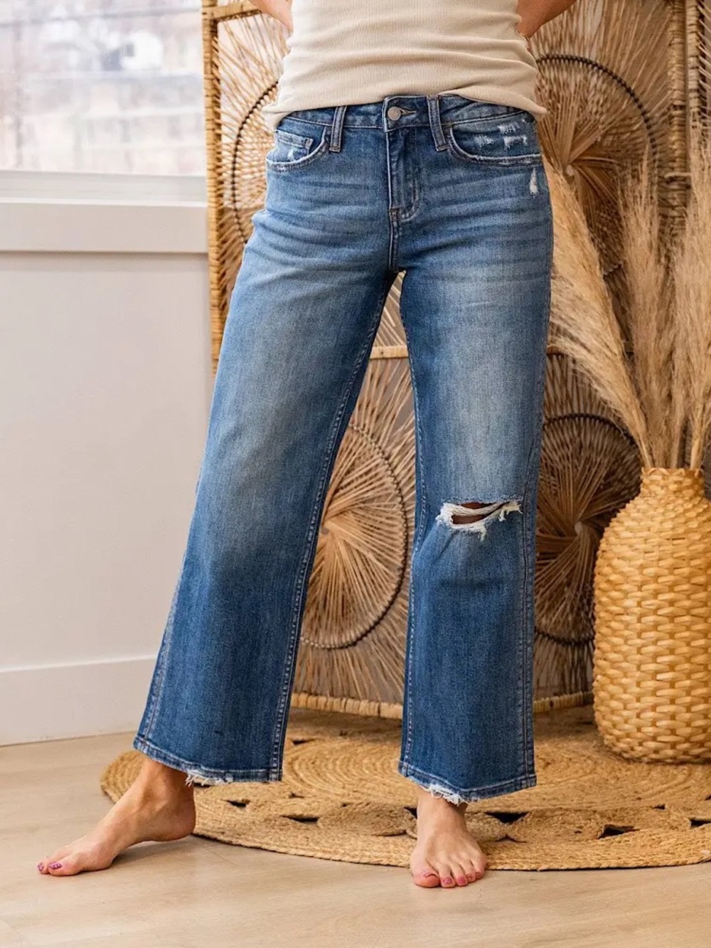 Lovervet Ripped Knee Jeans